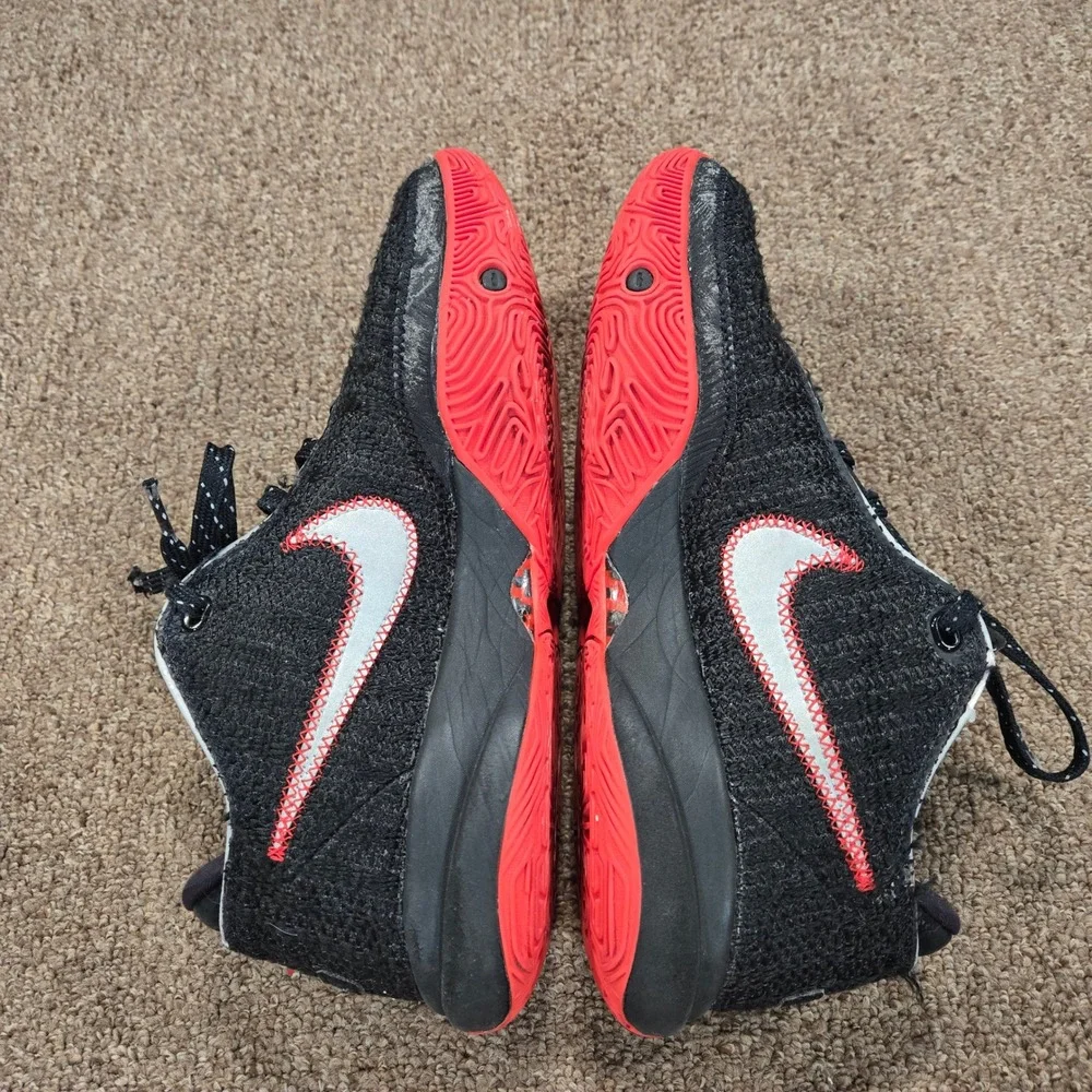Nike LeBron 20 Basketball Shoes Mens Black Red Gold Knit Low‎ Top Sneakers